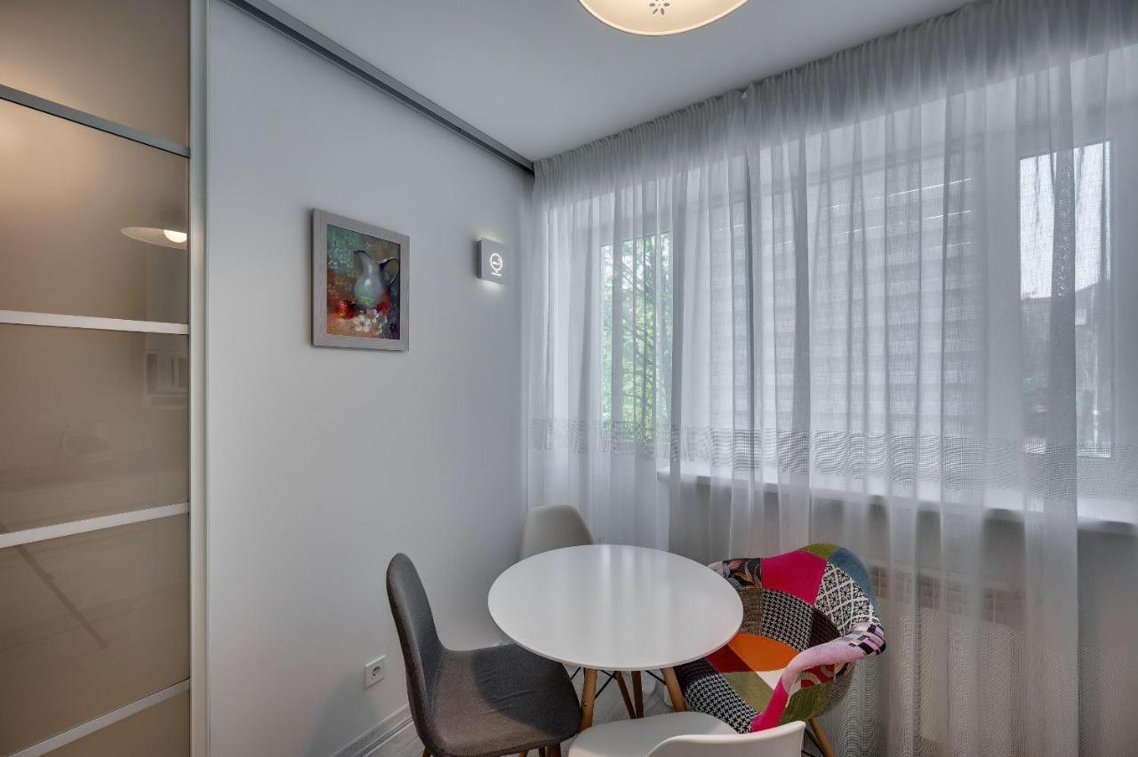 White Apartment Scandinavian Style Zaporizhia Exteriér fotografie