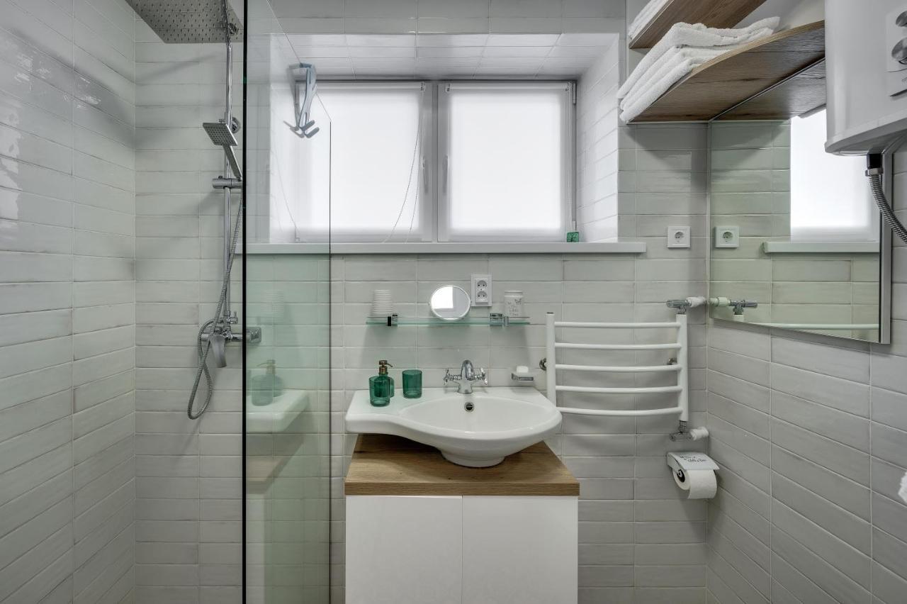 White Apartment Scandinavian Style Zaporizhia Exteriér fotografie
